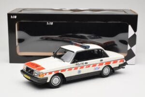Volvo 240 GL Politie Netherlands Minichamps 1:18 155171498 Druckguss — Bild 6 von 6