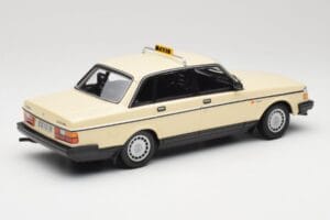 Volvo 240 GL Taxi Minichamps 1:18 155171494 Druckguss — Bild 2 von 6