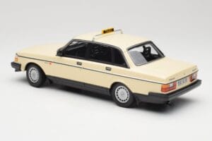 Volvo 240 GL Taxi Minichamps 1:18 155171494 Druckguss — Bild 5 von 6