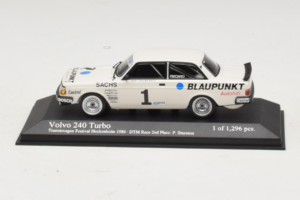Volvo 240 Turbo #1 P. Stureson IPS Motorsport DTM 1986 Minichamps 1:43 400861701 Druckguss