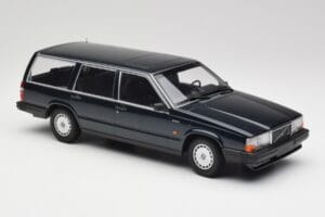 Volvo 740 GL Kombi Dunkelgrün Metallic Minichamps 1:18 155171771 Druckguss — Bild 4 von 6