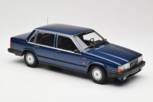Volvo 740 GL Dark Blue Metallic Minichamps 1:18 155171701 Druckguss — Bild 4 von 6