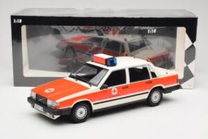 Volvo 740 GL DRK Aschaffenburg Minichamps 1:18 155171790 Druckguss — Bild 6 von 6