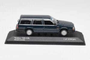 Volvo 740 GL Estate Blaugrün Metallic Minichamps 1:43 943171713 Druckguss