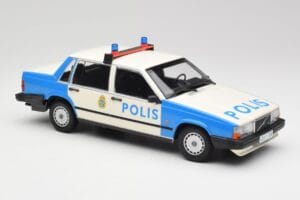 Volvo 740 GL Schwedische Polizei Minichamps 1:18 155171791 Druckguss — Bild 4 von 6