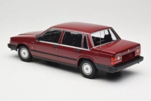 Volvo 740 GL Rot Minichamps 1:18 155171704 Druckguss — Bild 5 von 6