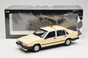 Volvo 740 GL Taxi Deutschland Minichamps 1:18 155171792 Druckguss — Bild 6 von 6
