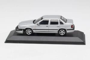 Volvo 850 Silber Minichamps 1:43 430171402 Druckguss