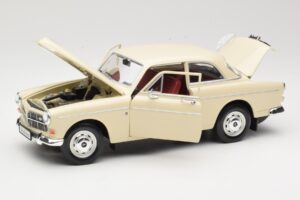 Volvo P121 Amazon Weiß Revell 1:18 08866 Druckguss — Bild 2 von 8