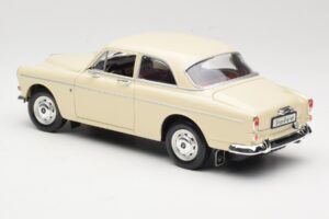 Volvo P121 Amazon Weiß Revell 1:18 08866 Druckguss — Bild 7 von 8