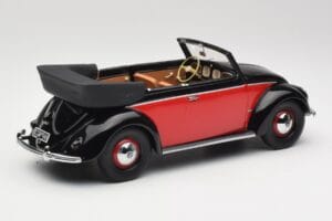 Volkswagen Beetle Cabriolet Schwarz & Rot Minichamps 1:18 107054132 Resin — Bild 2 von 6