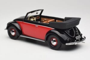 Volkswagen Beetle Cabriolet Schwarz & Rot Minichamps 1:18 107054132 Resin — Bild 5 von 6