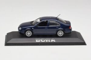 Volkswagen Bora Ocean Blau Minichamps 1:43 8198223B Druckguss