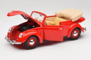 Volkswagen Cabriolet Ruby Rot Maisto 1:18 32826 Druckguss — Bild 2 von 8