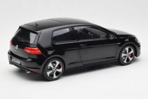 Volkswagen Golf Mk7 GTI Schwarz Norev 1:18 188550 Druckguss — Bild 3 von 8