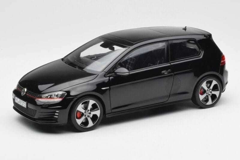 Volkswagen Golf Mk7 GTI Schwarz Norev 1:18 188550 Druckguss