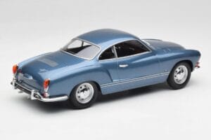 Volkswagen Karmann Ghia Coupe Neptune Blau Minichamps 1:18 155054022 Druckguss — Bild 2 von 6