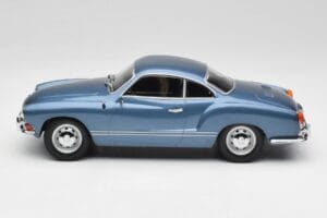 Volkswagen Karmann Ghia Coupe Neptune Blau Minichamps 1:18 155054022 Druckguss — Bild 3 von 6