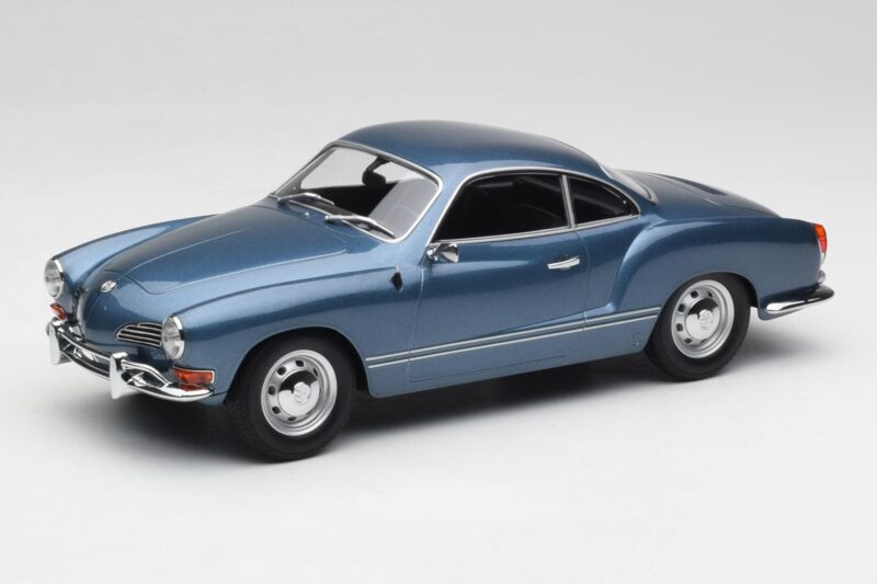 Volkswagen Karmann Ghia Coupe Neptune Blau Minichamps 1:18 155054022 Druckguss