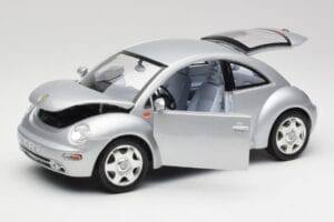 Volkswagen New Beetle Reflex Silber Metallic Bburago 1:18 3322 Druckguss — Bild 2 von 8
