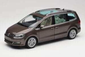 Volkswagen Sharan 7N Eichenbraun Metallic Minichamps 1:18 110051001 Druckguss