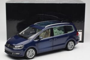 Volkswagen Sharan 7N Shadow Blau Metallic Minichamps 1:18 110051100 Druckguss — Bild 8 von 8