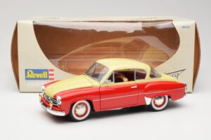Wartburg 311 Coupe Rot & Beige Revell 1:18 08418 Druckguss — Bild 8 von 8