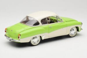 Wartburg 313 Pastellgrün über Beige Revell 1:18 09018 Druckguss — Bild 3 von 8