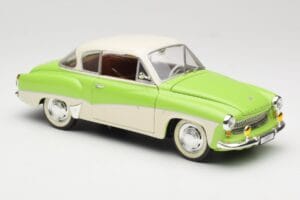 Wartburg 313 Pastellgrün über Beige Revell 1:18 09018 Druckguss — Bild 6 von 8