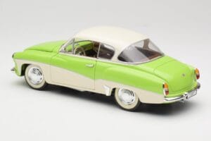 Wartburg 313 Pastellgrün über Beige Revell 1:18 09018 Druckguss — Bild 7 von 8