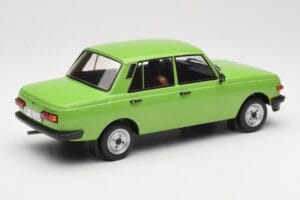 Wartburg 353 Grün MCG 1:18 MCG18062 Druckguss — Bild 2 von 6