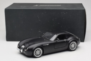 Wiesmann GT MF Matte Black Revell 1:18 WIESMANN002 Druckguss — Bild 8 von 8