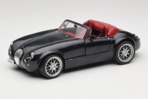 Wiesmann Roadster MF Carbon Black Revell 1:18 WIESMANN001 Druckguss