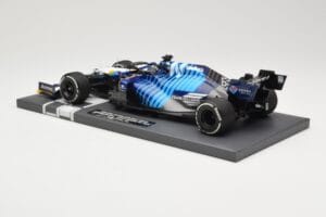 Williams Racing Mercedes FW43B #63 G. Russell Saudi Arabian GP 2021 Minichamps 1:18 117212263 Druckguss — Bild 5 von 6