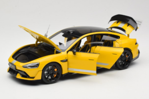 Xiaomi SU7 Ultra Gelb OEM 1:18 BHR9995CN Druckguss — Bild 2 von 8