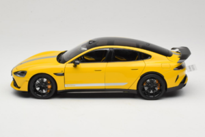 Xiaomi SU7 Ultra Gelb OEM 1:18 BHR9995CN Druckguss — Bild 4 von 8