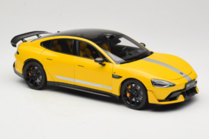 Xiaomi SU7 Ultra Gelb OEM 1:18 BHR9995CN Druckguss — Bild 6 von 8