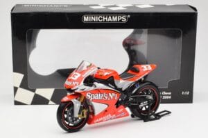 Yamaha YZR-M1 Gauloises Fortuna Yamaha #7 C. Checa MotoGP 2004 Minichamps 1:12 122043007 Druckguss — Bild 6 von 6
