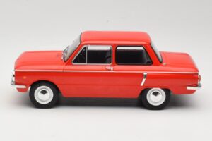 ZAZ 966 Rot MCG 1:18 MCG18102 Druckguss — Bild 3 von 6