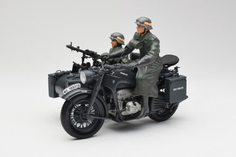 Zundapp KS 750 Seitenwagen Walkure Schuco 1:10 450651900 Druckguss