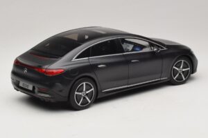 Mercedes EQE V295 Graphite Grey Magno NZG 1:18 B66961108 Druckguss — Bild 5 von 8