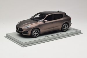 Maserati Grecale Bronze BBR 1:18 P18220FMAS Resin — Bild 2 von 7