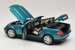 Mercedes SLK R170 Vivianite Green Norev 1:18 183021 Druckguss — Bild 7 von 10