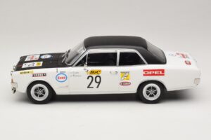 Opel Commodore A #29 J-L. Clarr / J-P. Peyroux Tour de France Automobile 1971 MCG 1:18 MCG18562R Druckguss — Bild 3 von 6
