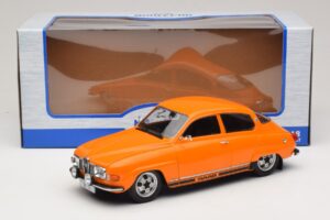 Saab 96 V4 Orange MCG 1:18 MCG18654 Druckguss — Bild 6 von 6