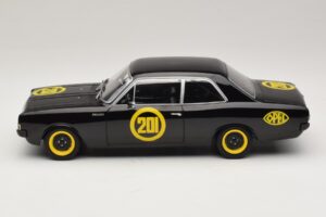 Opel Rekord C #201 Black Widow MCG 1:18 MCG18560 Druckguss — Bild 3 von 6