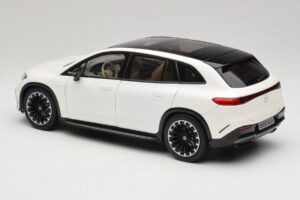 Mercedes EQS SUV X296 Manufaktur Diamond White NZG 1:18 B66960590 Druckguss — Bild 7 von 8