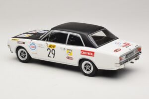 Opel Commodore A #29 J-L. Clarr / J-P. Peyroux Tour de France Automobile 1971 MCG 1:18 MCG18562R Druckguss — Bild 5 von 6
