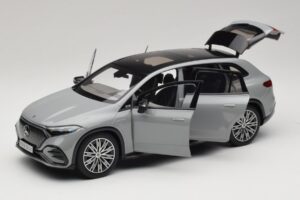 Mercedes EQS SUV X296 Manufaktur Alpine Grey NZG 1:18 B66960591 Druckguss — Bild 2 von 8