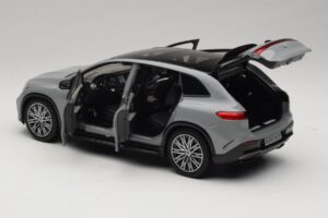 Mercedes EQS SUV X296 Manufaktur Alpine Grey NZG 1:18 B66960591 Druckguss — Bild 5 von 8
